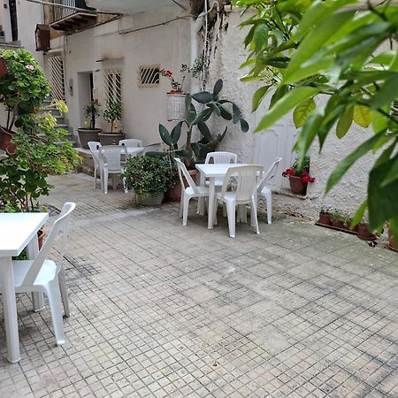 B&B Le Lumie "Il Cortiletto Del Centro" Αγκριτζέντο Εξωτερικό φωτογραφία