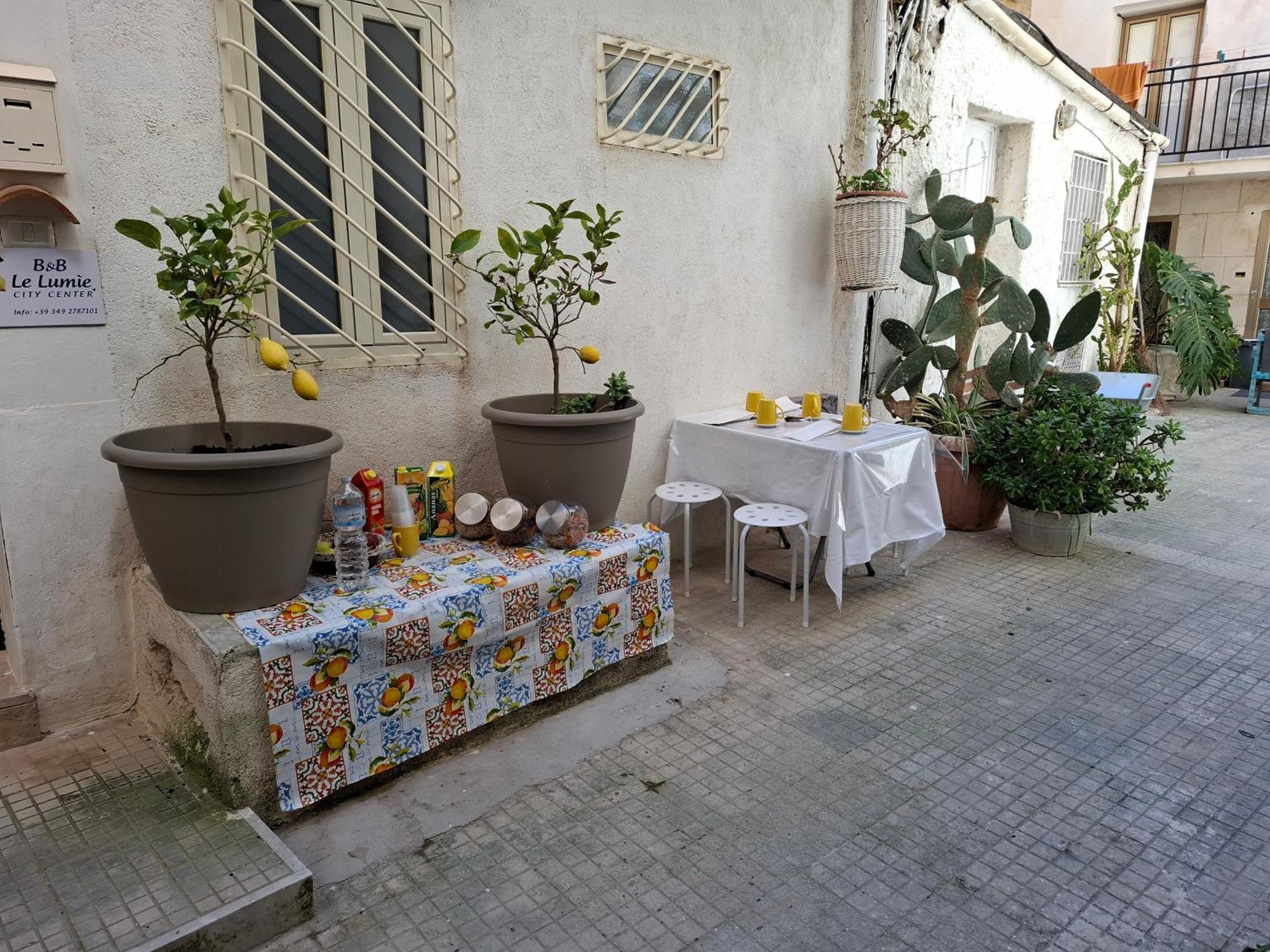 B&B Le Lumie "Il Cortiletto Del Centro" Αγκριτζέντο Εξωτερικό φωτογραφία